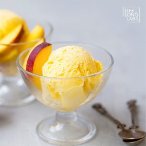 Fresh Seasonal Peaches icecream